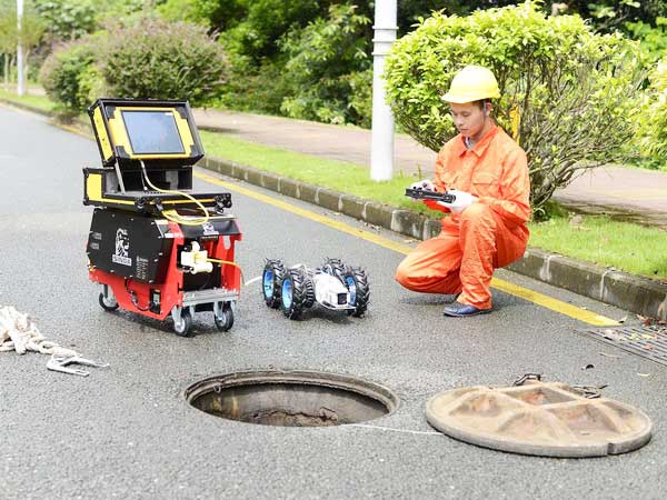 兰西管道机器人检测